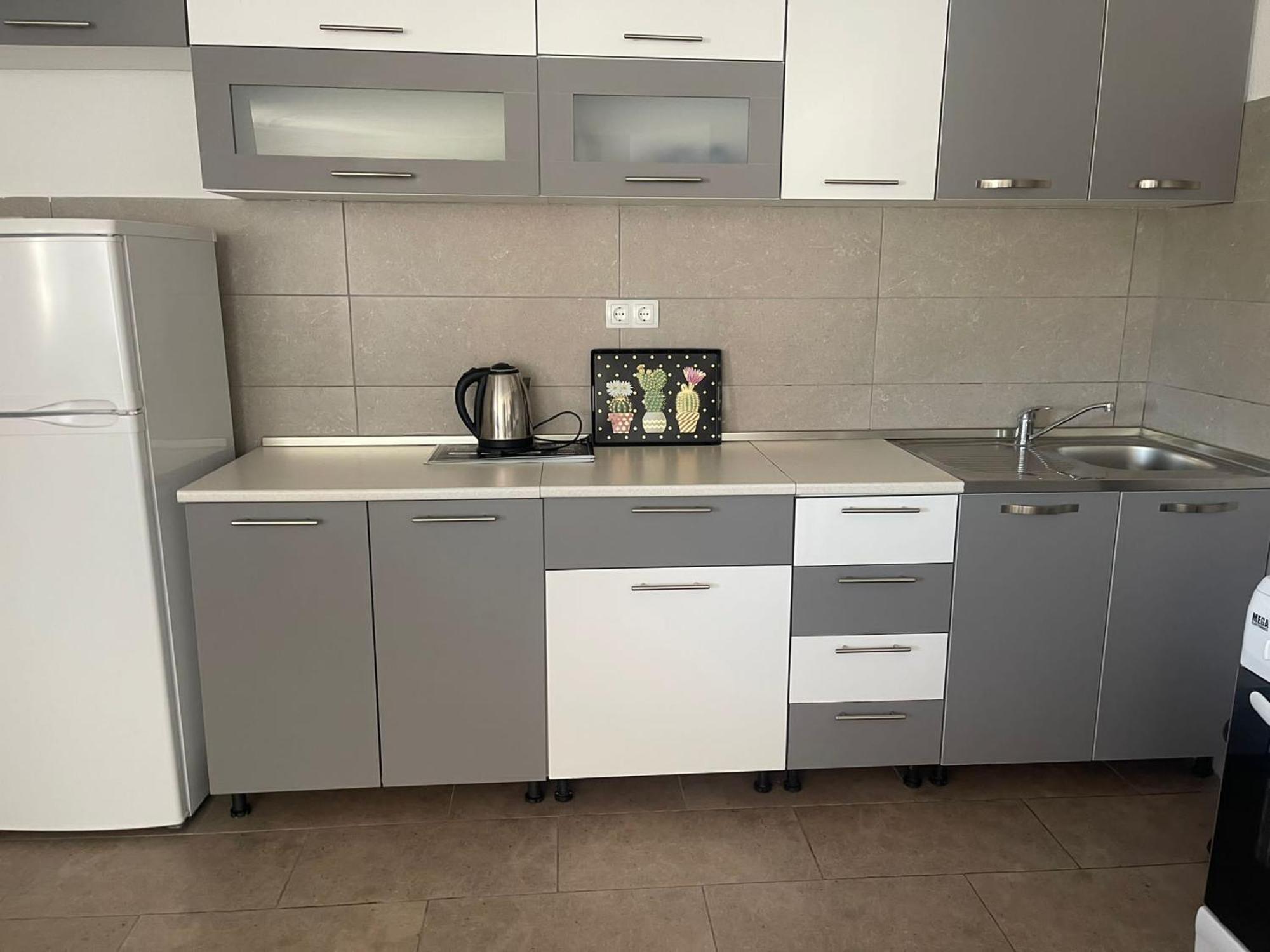 Apartmani Zuti 内乌姆 外观 照片